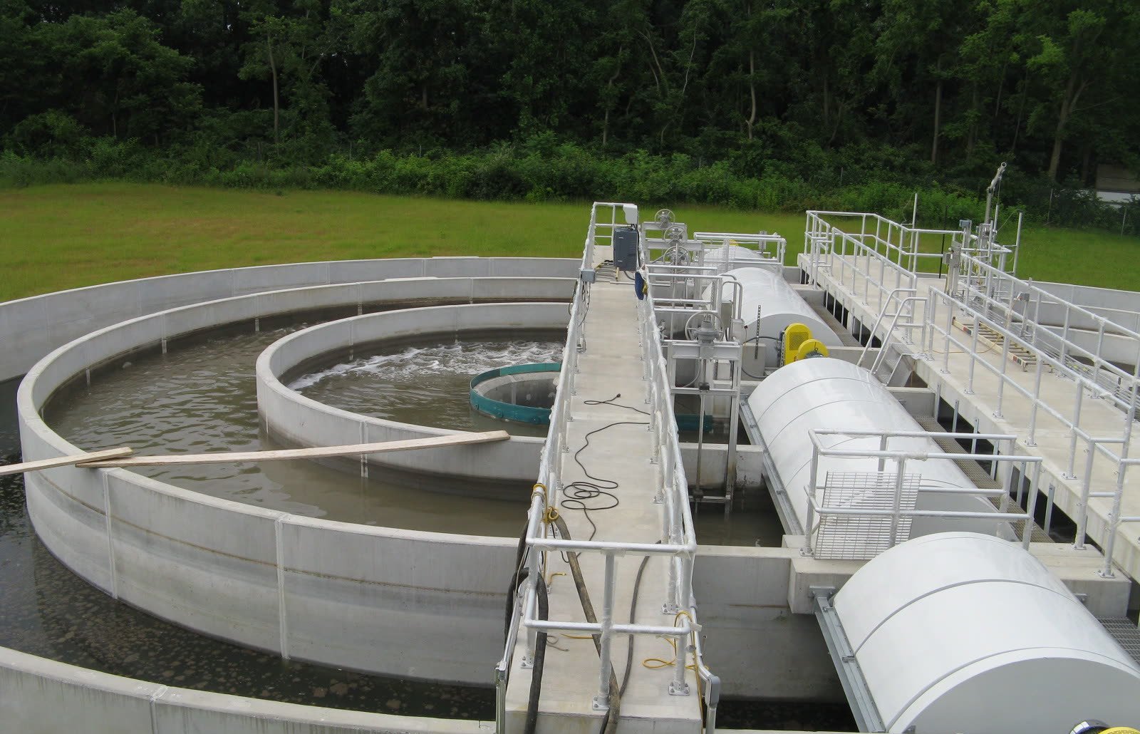 Cast-in-place concrete clarifier tanks at the Rising Sun wastewater treatment plant.